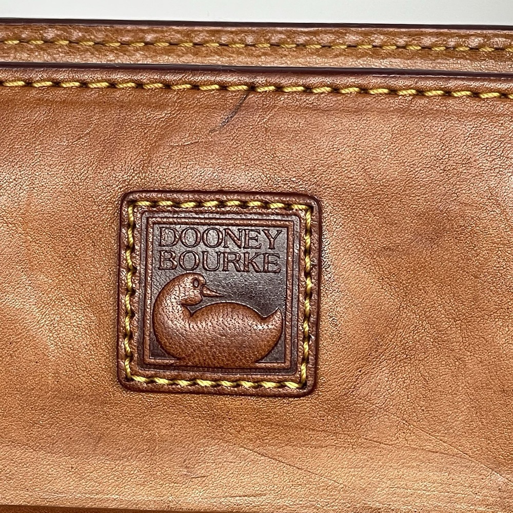 Dooney & Bourke Florentine Medium Pocket Satchel Bag Crossbody Top Handles - Picture 3 of 16